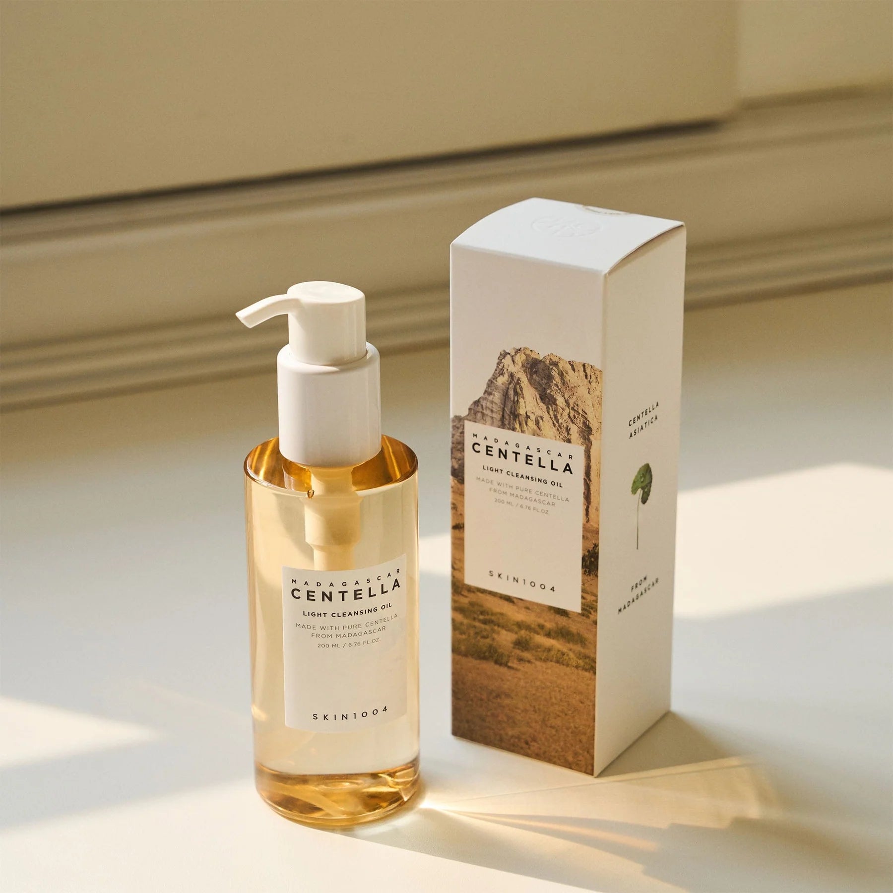SKIN1004 Centella Light Cleansing Oil (200ml)